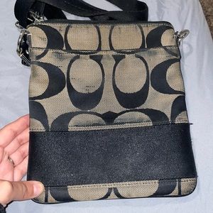 Used black Coach crossbody bag  !